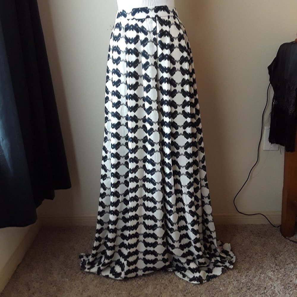 Fab'rik Black and White Shibori Maxi Skirt